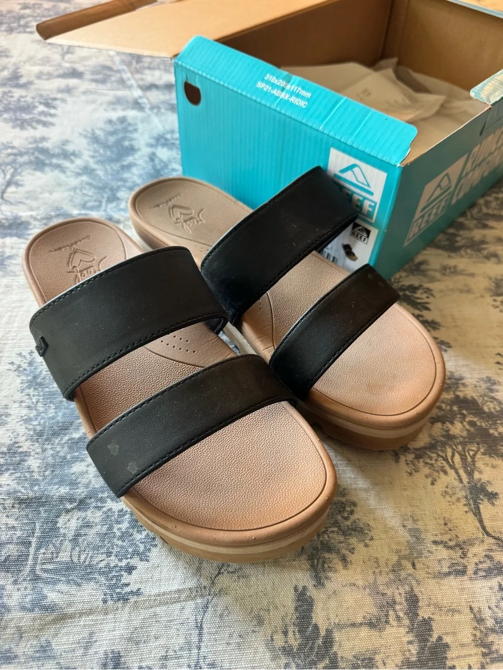 Reef Women's Black and Tan Double-Strap Slide Sandals